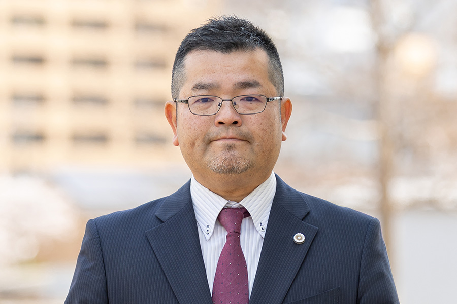 弁護士 天久 泰(あめく やすし)